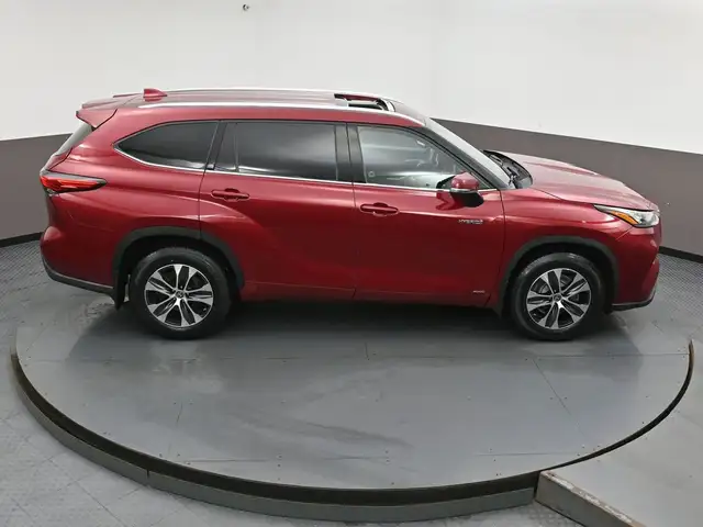 2021 Toyota Highlander Hybrid XLE | AWD | POWER SUNROOF | HEATED - Photo 55