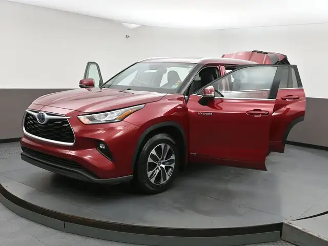 2021 Toyota Highlander Hybrid XLE | AWD | POWER SUNROOF | HEATED - Photo 59
