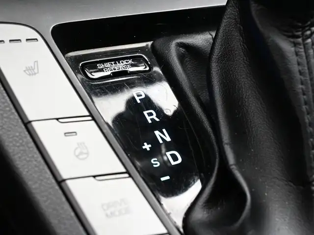 2020 Hyundai Elantra PREFERRED BACKUP CAMERA HEATED SEATS & MORE - Photo 9
