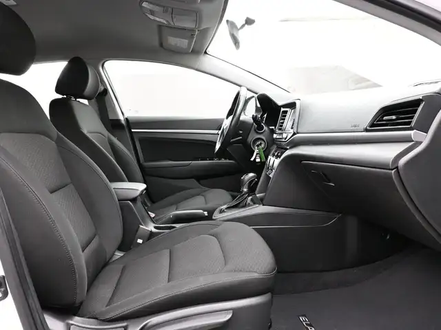 2020 Hyundai Elantra PREFERRED BACKUP CAMERA HEATED SEATS & MORE - Photo 28