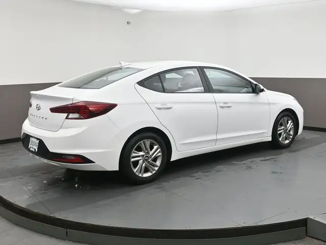 2020 Hyundai Elantra PREFERRED BACKUP CAMERA HEATED SEATS & MORE - Photo 32