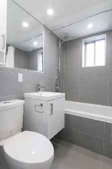 renovated 2-bedroom 1 bath apartment, near Peel, July - ID 409 - Photo 13