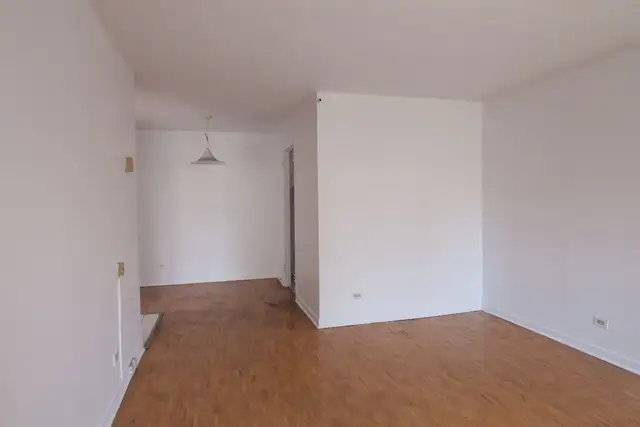 spacious one-bedroom apartment with balcony - ID 4461 - Photo 4