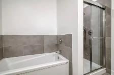 fully renovated 2 bedroom apartment in Ahunstic - ID 4466 - Photo 7