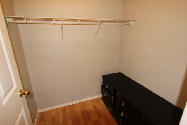 One Basement Room near UA for Rent - Photo 2