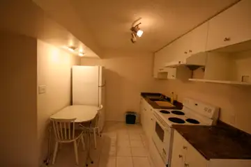 One Basement Room near UA for Rent - Photo 3