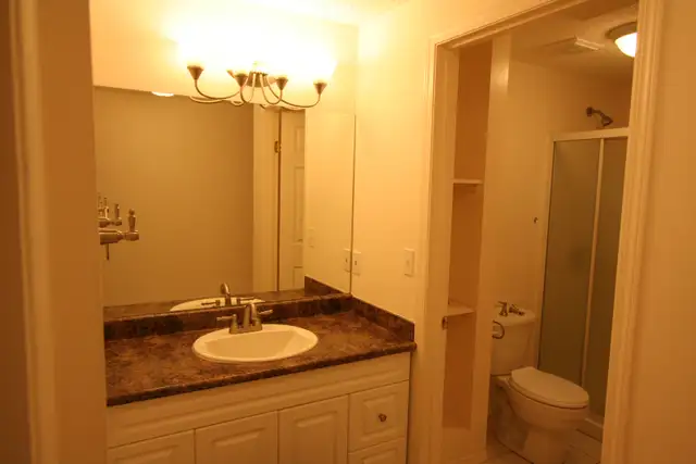 One Basement Room near UA for Rent - Photo 4