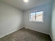 Alces 4 Bed 3 Bath Main Floor For Rent Edmonton - Photo 7