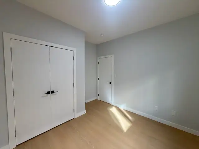 Alces 4 Bed 3 Bath Main Floor For Rent Edmonton - Photo 17