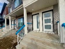 Alces 4 Bed 3 Bath Main Floor For Rent Edmonton - Photo 20