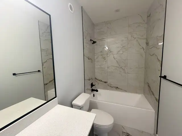 Alces 4 Bed 3 Bath Main Floor For Rent Edmonton - Photo 23