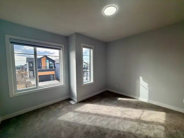 Alces 4 Bed 3 Bath Main Floor For Rent Edmonton - Photo 24