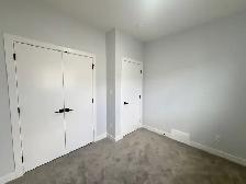 Alces 4 Bed 3 Bath Main Floor For Rent Edmonton - Photo 25