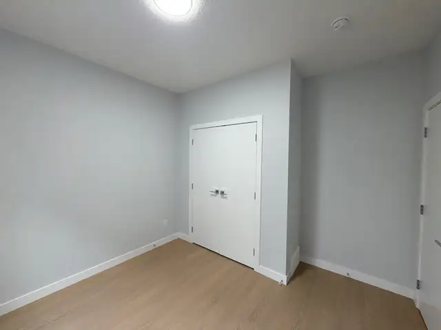 Alces 4 Bed 3 Bath Main Floor For Rent Edmonton - Photo 30