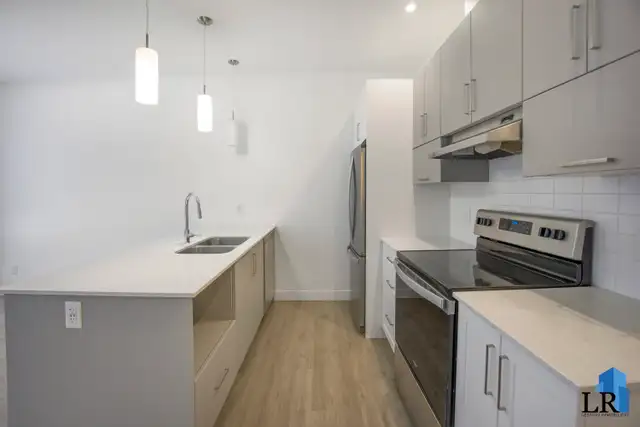 14 Marjorie-D.-Shackelton - 14-302 Apartment for Rent