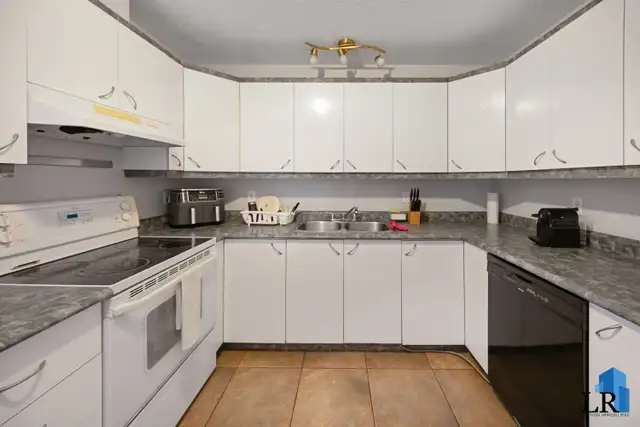 83A Avenue de Gatineau - 83A-3 Apartment for Rent - Photo 2