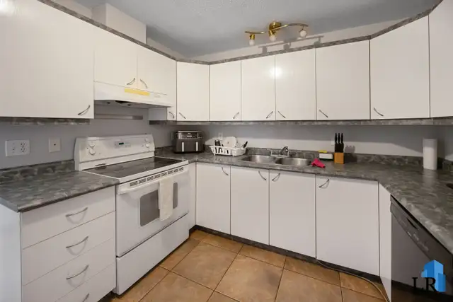 83A Avenue de Gatineau - 83A-3 Apartment for Rent - Photo 3