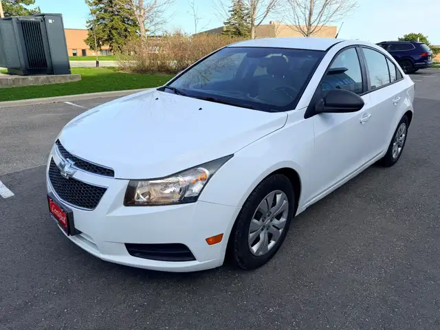2014 Chevrolet Cruze 4dr Sedan 2LS