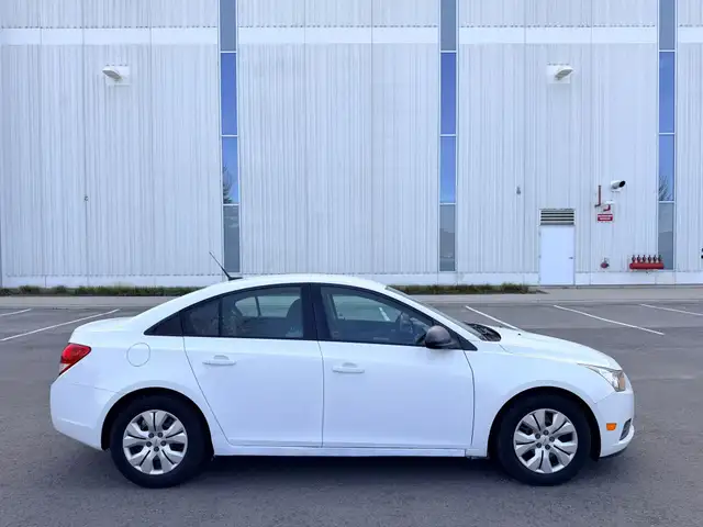 2014 Chevrolet Cruze 4dr Sedan 2LS - Photo 8