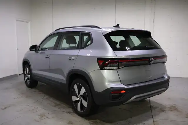2025 Volkswagen Taos Trendline 4MOTION - Photo 4