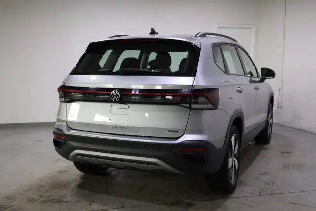 2025 Volkswagen Taos Trendline 4MOTION - Photo 6