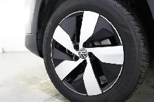 2025 Volkswagen Taos Trendline 4MOTION - Photo 12