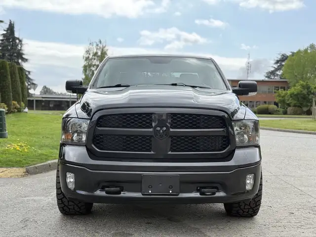 2018 Ram 1500 Big Horn Black Package Crew Cab 4X4 EcoDiesel - Photo 3