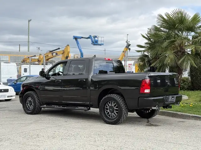 2018 Ram 1500 Big Horn Black Package Crew Cab 4X4 EcoDiesel - Photo 7