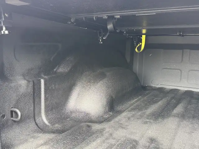 2018 Ram 1500 Big Horn Black Package Crew Cab 4X4 EcoDiesel - Photo 15