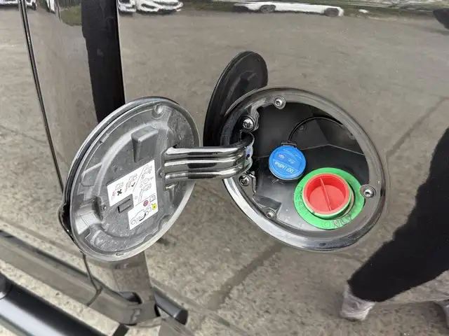 2018 Ram 1500 Big Horn Black Package Crew Cab 4X4 EcoDiesel - Photo 26