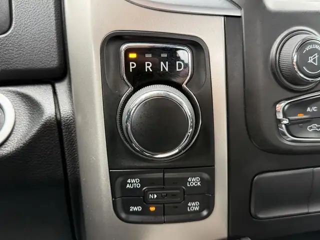 2018 Ram 1500 Big Horn Black Package Crew Cab 4X4 EcoDiesel - Photo 47