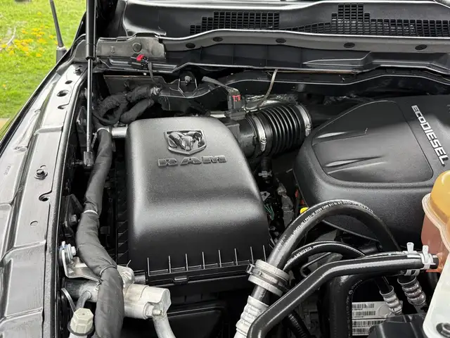 2018 Ram 1500 Big Horn Black Package Crew Cab 4X4 EcoDiesel - Photo 60