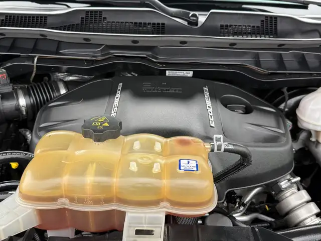 2018 Ram 1500 Big Horn Black Package Crew Cab 4X4 EcoDiesel - Photo 61