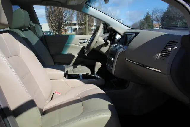 2013 Nissan Murano SL 4dr All-wheel Drive - Photo 10