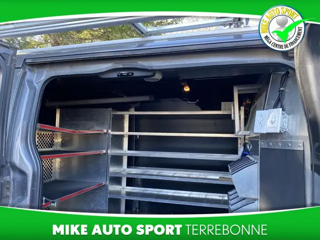 Ford Transit Cargo Van T-150 toit bas 130 po 2015 - Photo 14