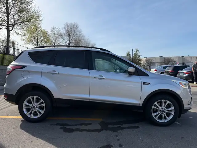 2017 Ford Escape 4WD 4dr SE - Photo 5
