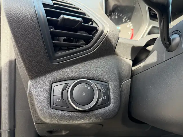 2017 Ford Escape 4WD 4dr SE - Photo 10