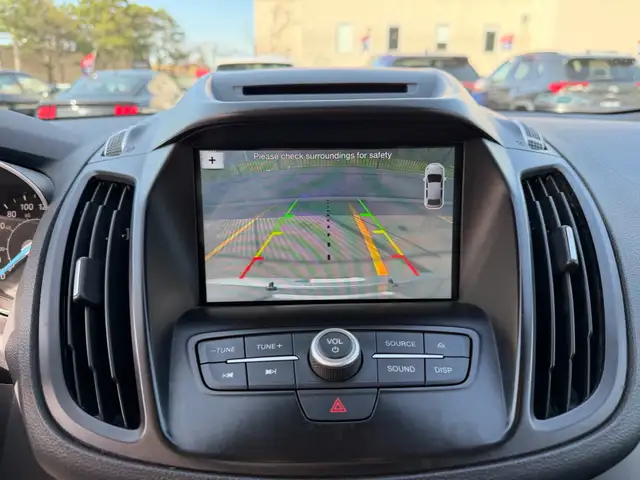 2017 Ford Escape 4WD 4dr SE - Photo 13