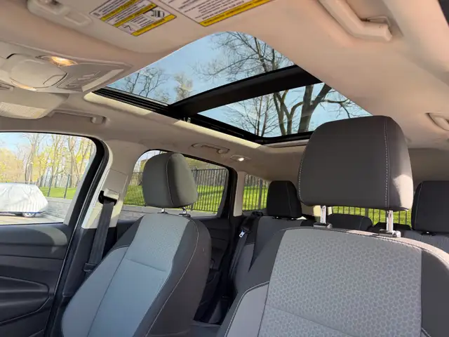 2017 Ford Escape 4WD 4dr SE - Photo 16