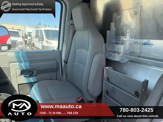 2013 Ford Econoline E-250 - Shelving and Ladder Rack Included - Photo 13