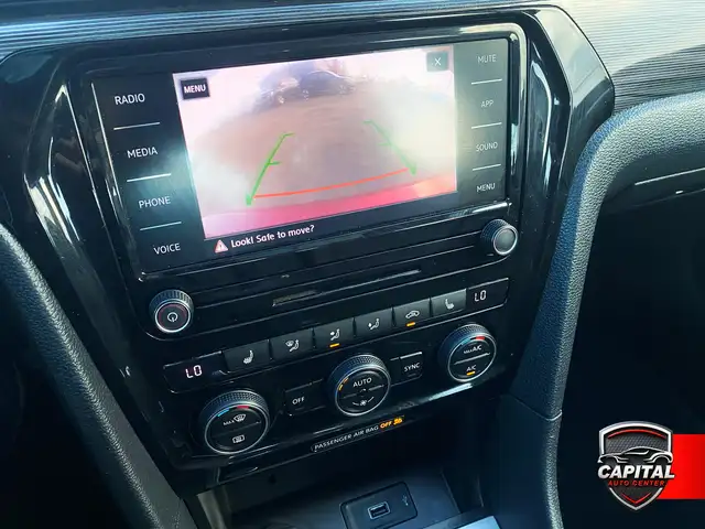 2021 Volkswagen Passat Highline - Photo 12