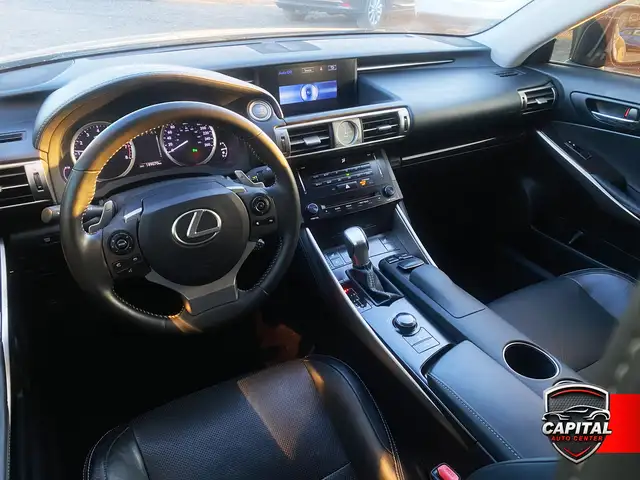 2014 Lexus IS 250 - Photo 11