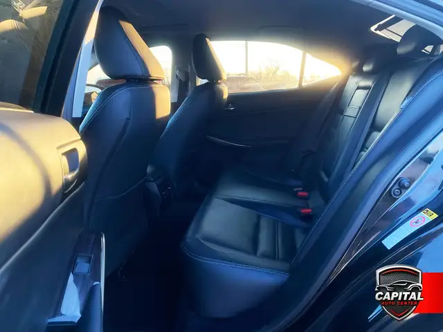 2014 Lexus IS 250 - Photo 19