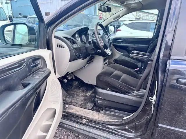 2016 Dodge Grand Caravan 4dr Wgn SXT - Photo 9