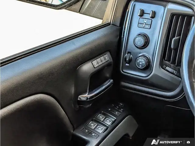 2018 Chevrolet Silverado 1500 - Photo 16