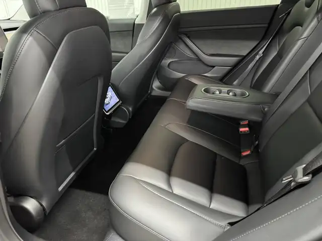 Tesla Model 3 2022 à vendre - Photo 17