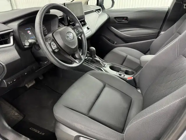 Toyota Corolla Le A/c Caméra 2023 à vendre - Photo 13