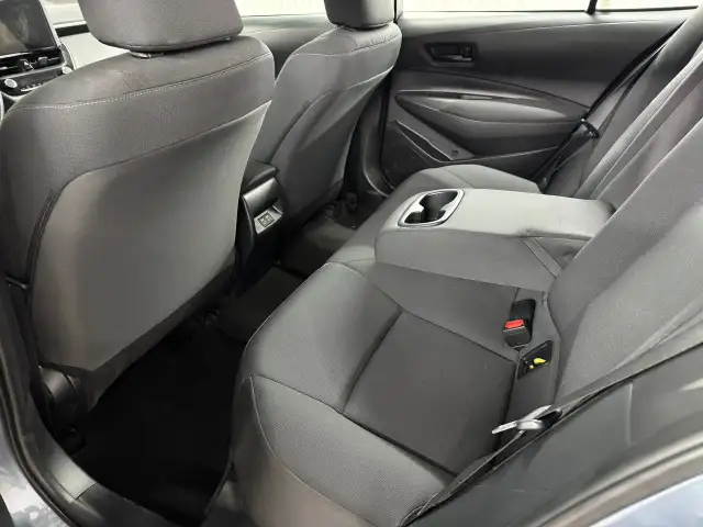 Toyota Corolla Le A/c Caméra 2023 à vendre - Photo 17