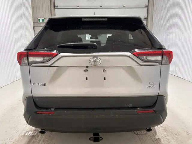 Toyota RAV4 LE TI 2022 à vendre - Photo 9