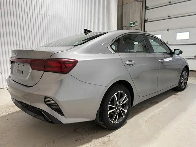 KIA Forte EX IVT 2023 à vendre - Photo 7